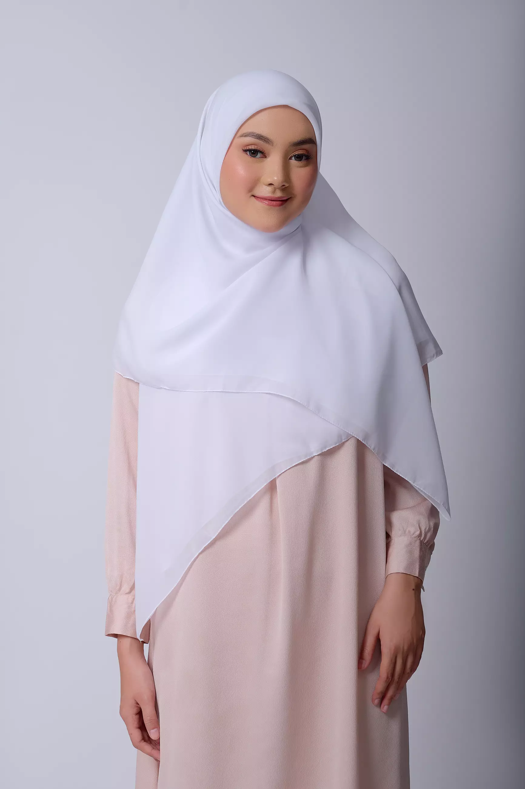 ZM Zaskia Mecca - Hijab Syari Bellsa White Kerudung Segi Empat