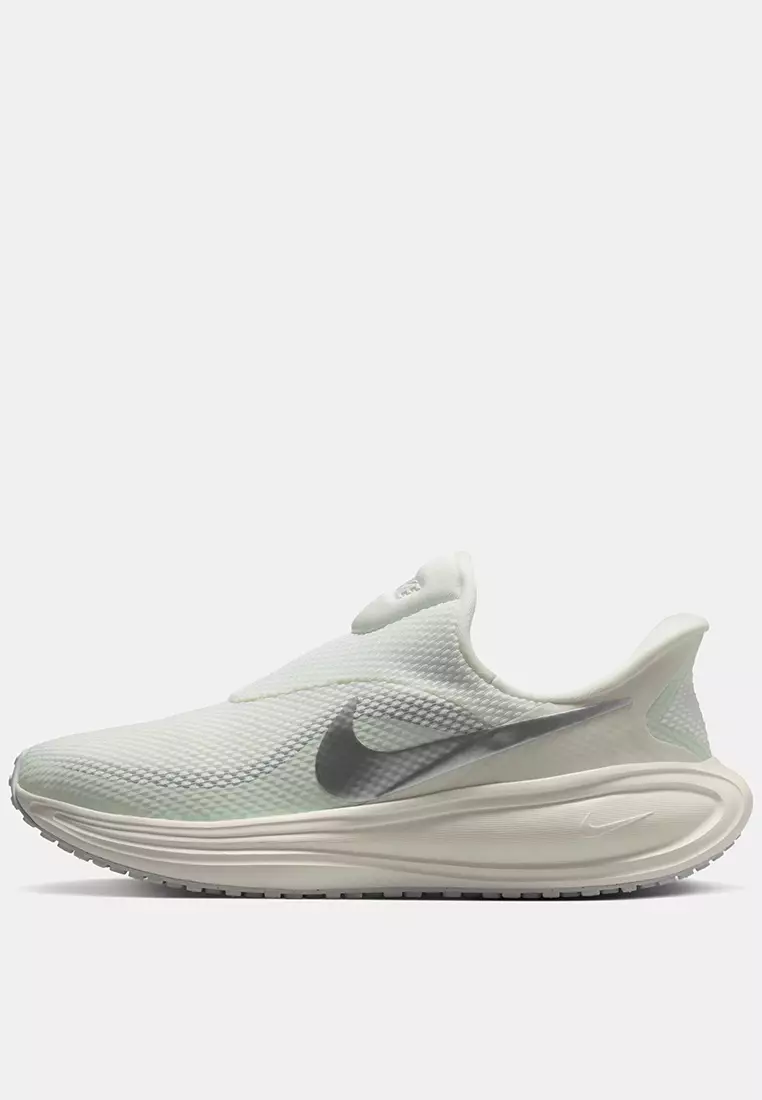 Revolution 8 EasyOn Road Running Shoes