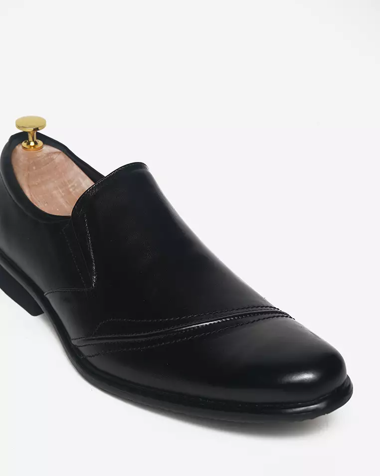 Buccheri Kinnard Loafers Men Black