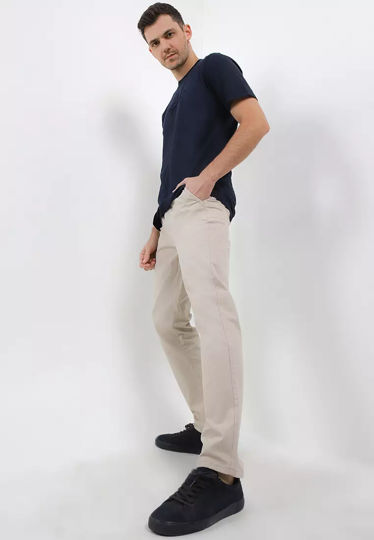 TRIPLE Celana Panjang Chinos Regular Slim (261 858)