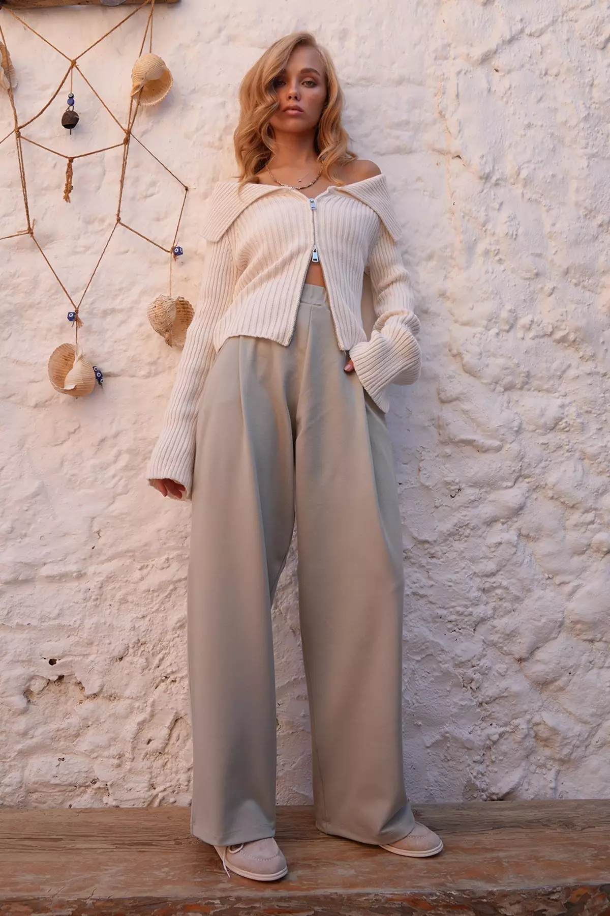 Women's Beige Pleated Detailed Knitted Palazzo Trousers Alc-X14535