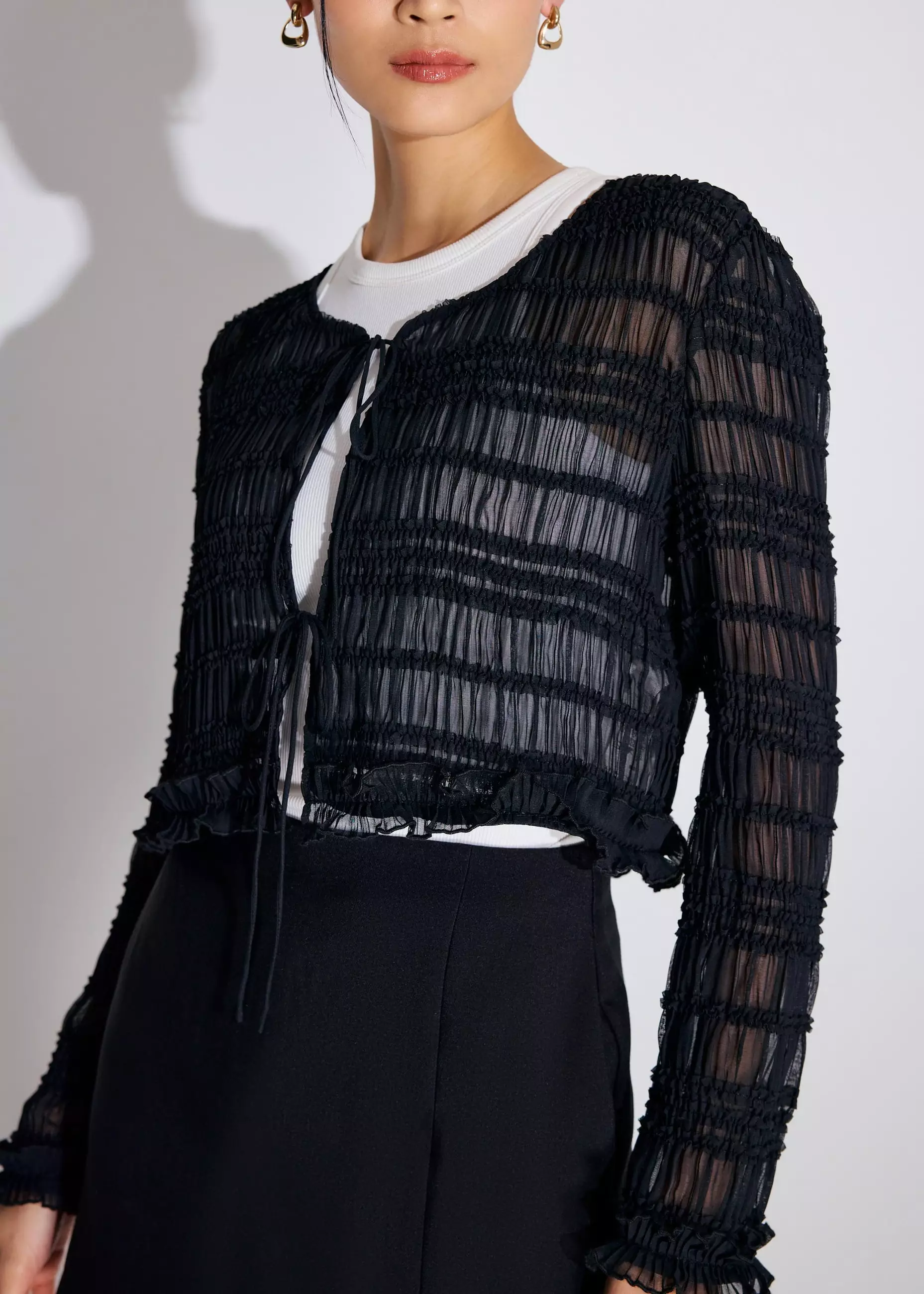 Cardigan Wanita - Crinkled Round Neck Crop Cardigan