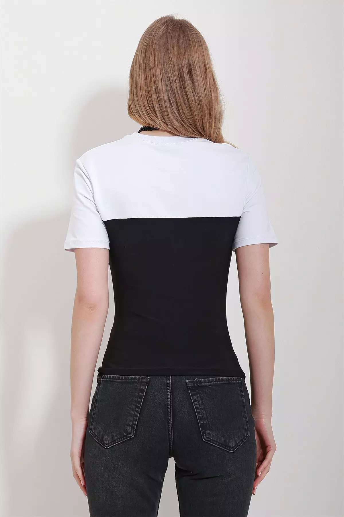 Women's Black Crew Neck Front Draped Color Blocked Sandy Blouse