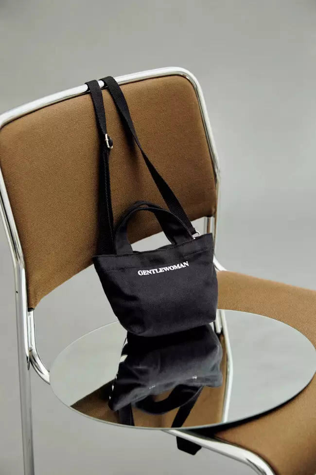 GW Micro Canvas Tote Black