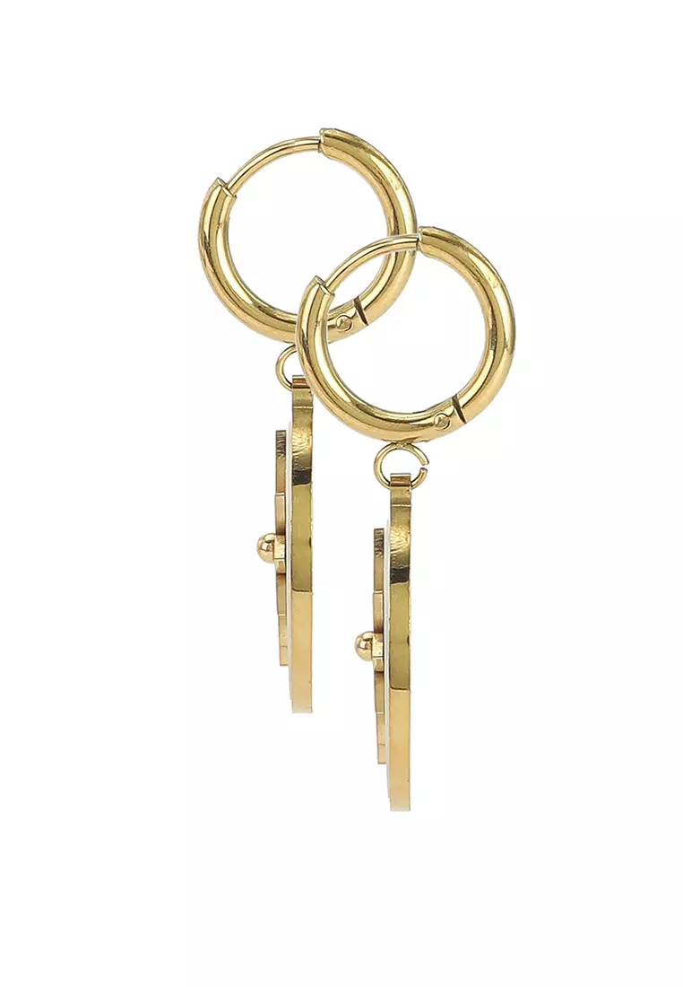 Anting-anting Online: Tren Gaya yang Selalu Berkilau