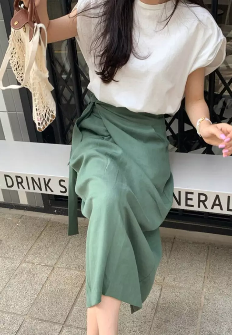 New loose short-sleeved T-shirt + strappy high-waist skirt suit CA24032539W