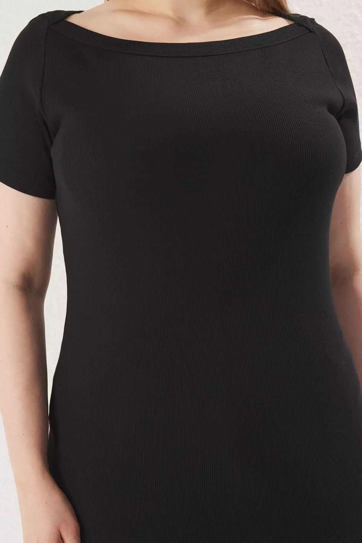 Plus Size Boat Neck Ribbed Top