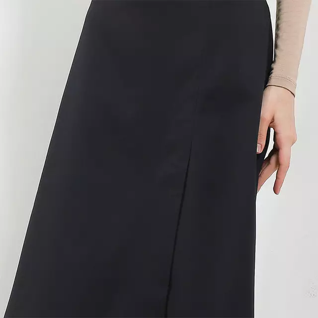 Kweni A-Line Midi Skirt