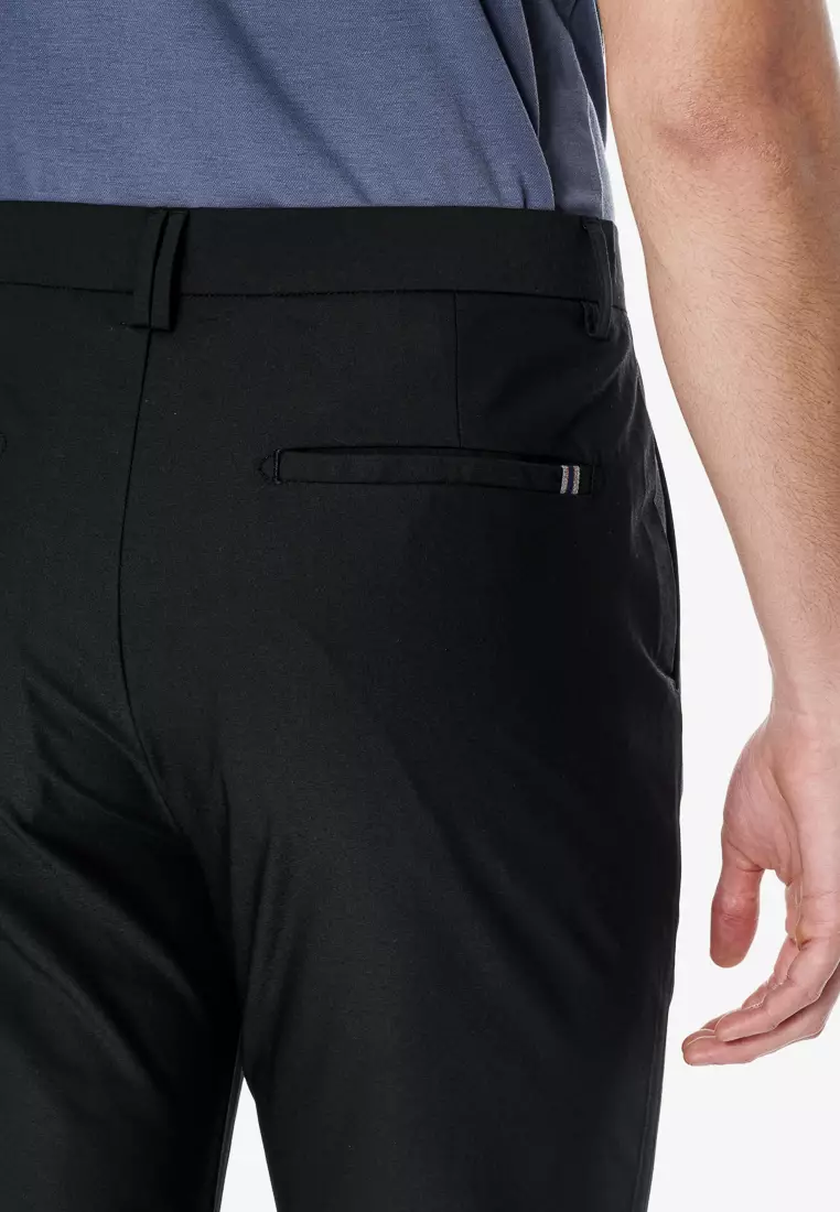 黑色修身版涼感休閒褲