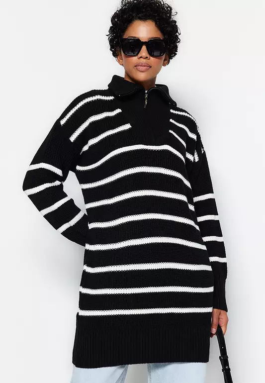 Striped Collar Zippered Knitwear Sweater
