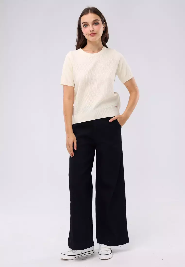 Textured Knitted Short Sleeves Blouse