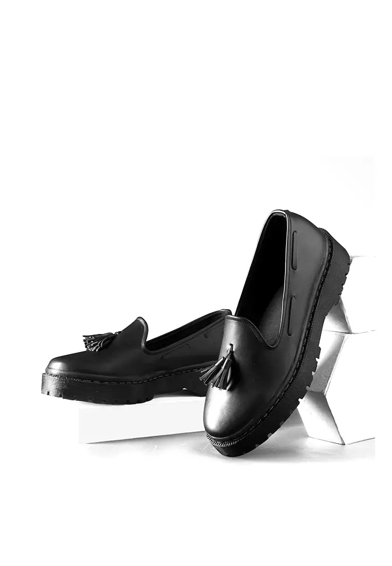 Lvnatica Yuki Full Black Loafers Shoes
