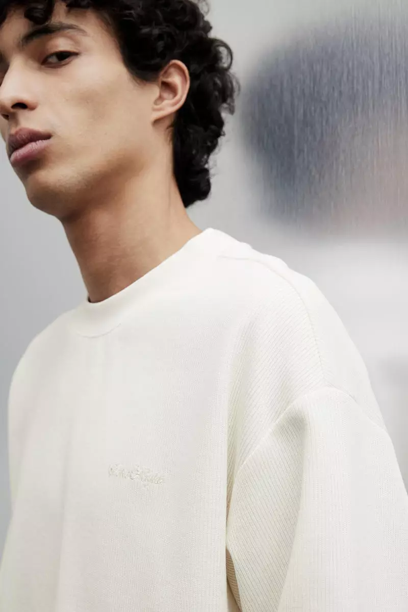 Loose Fit Long-sleeved jersey top