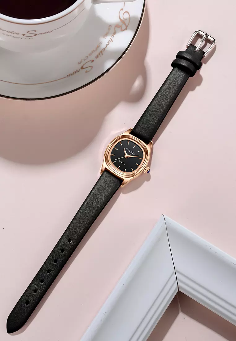 Jam Tangan Wantia Casual Fashion Dial Kotak Analog Quartz Strap Leather Jam Tangan Cewek black