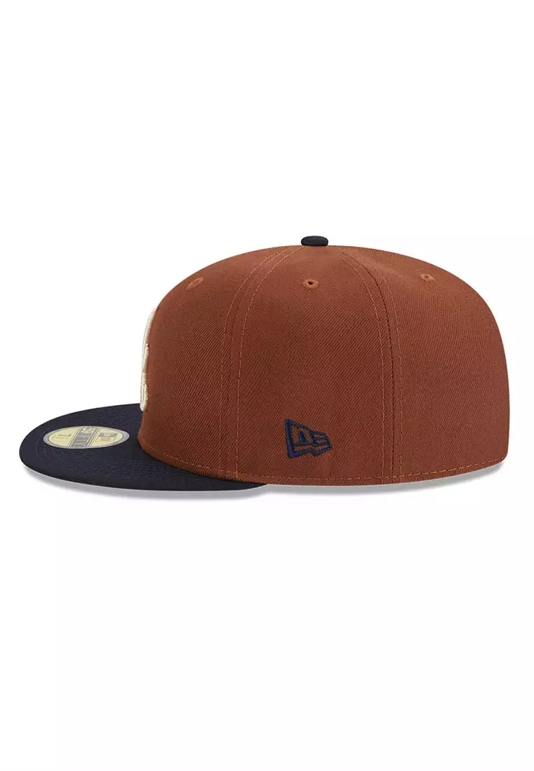 Nike Atlanta Braves Trucker Swooshflex Stretch Fitted Cap in Blue