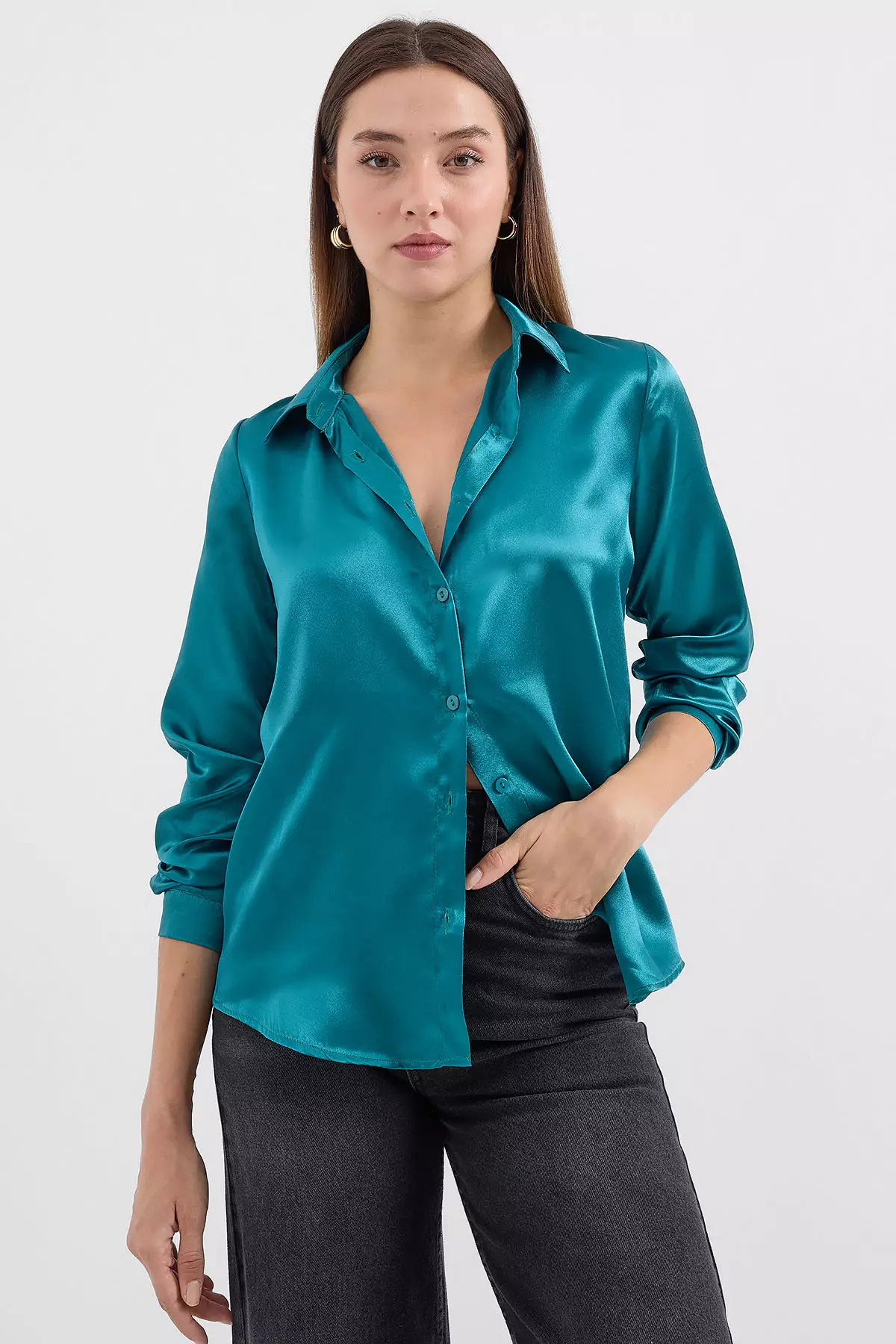 Long Sleeves Collared Shirt