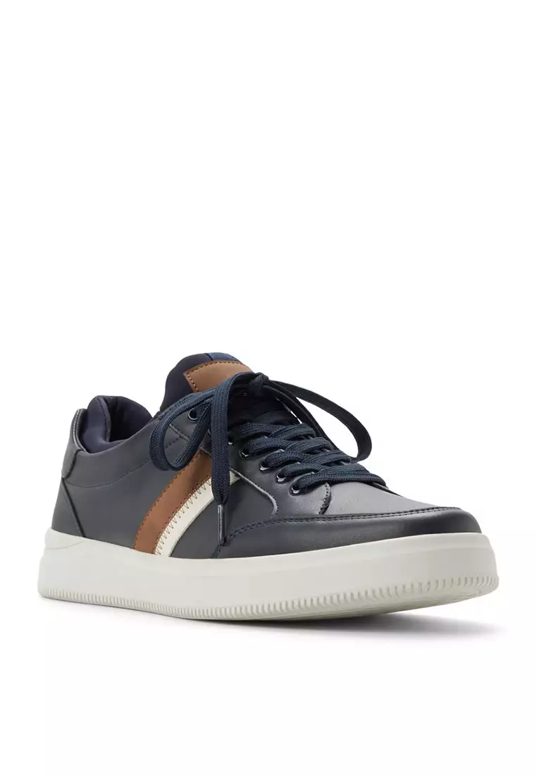 Shadwell Low-Top Sneakers