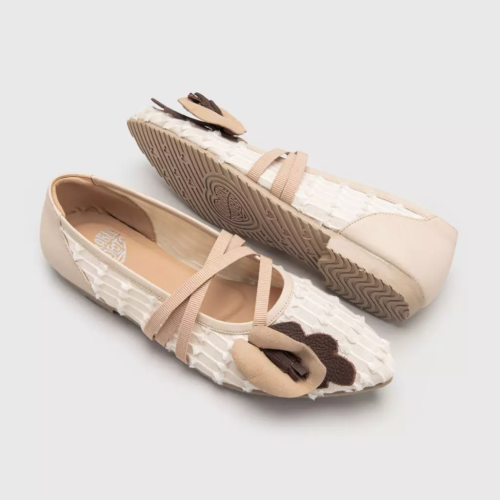 Jual Adorableprojects Tigala Flatshoes Cream Original 2026 | ZALORA ...