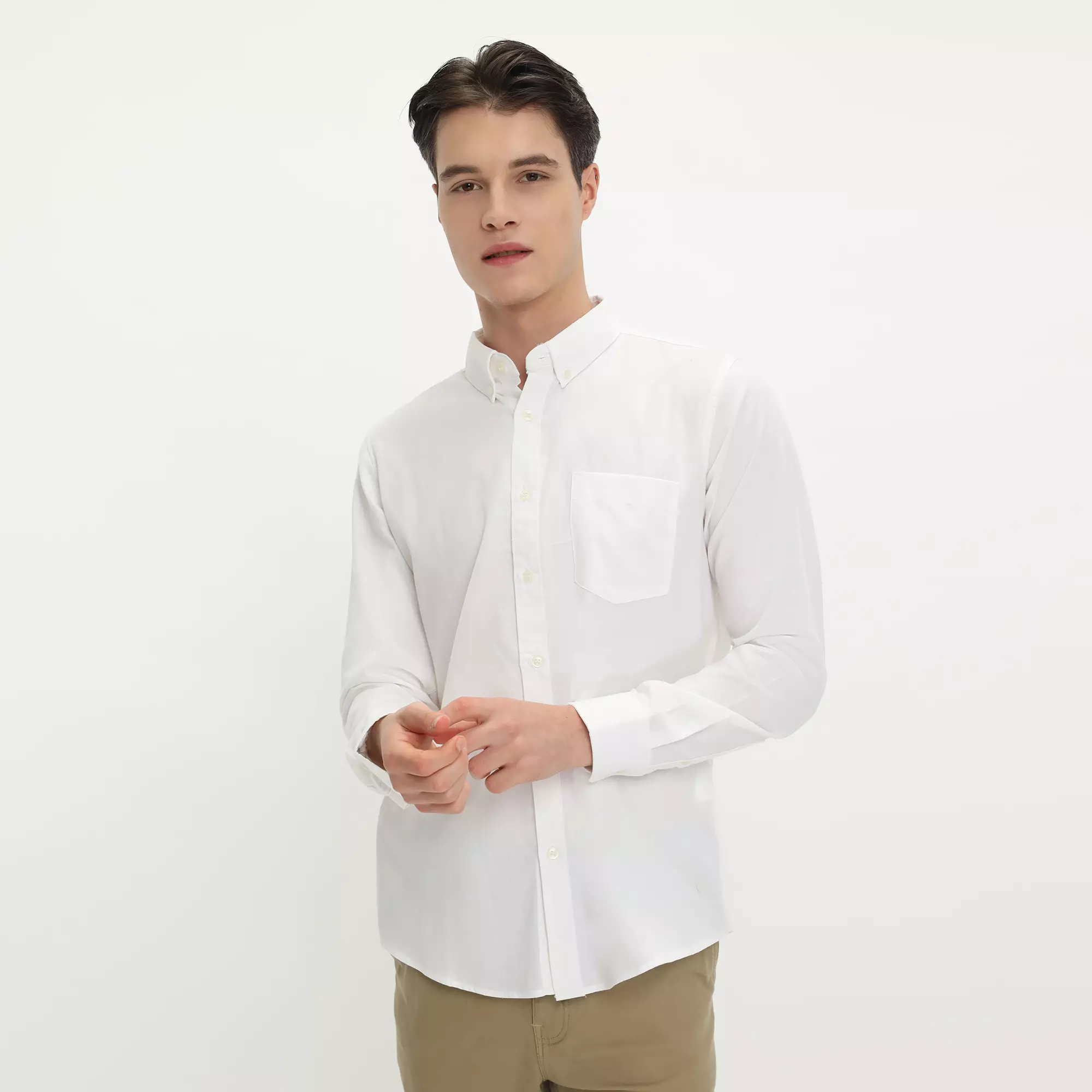 Platini Kemeja Pria Polos Lengan Panjang Katun Oxford Broken White 11069.7