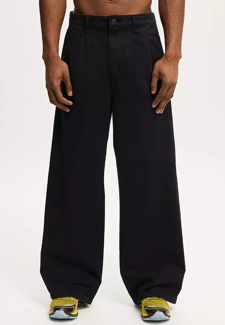 Super Baggy Pleated Pants