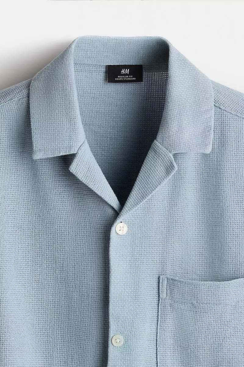 Regular Fit Textured resort shirt