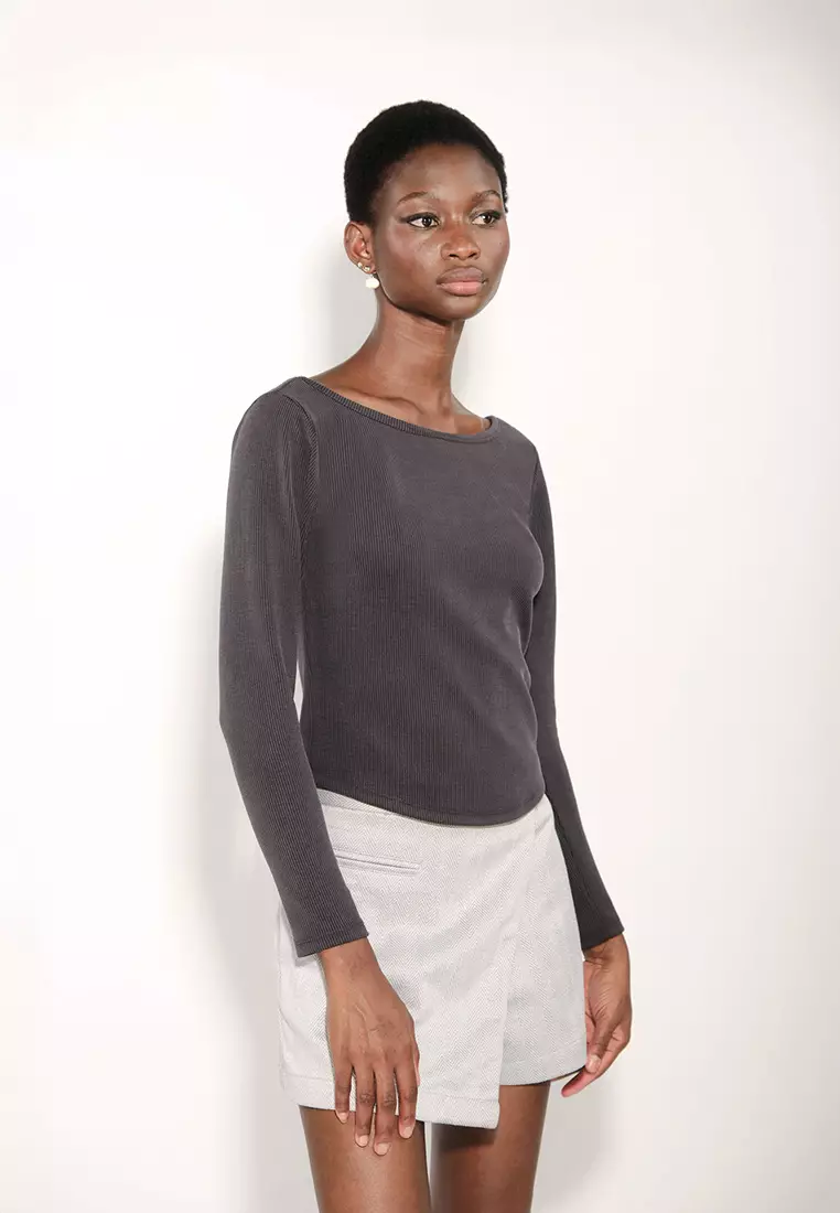Archetype Essence Long Sleeve Top