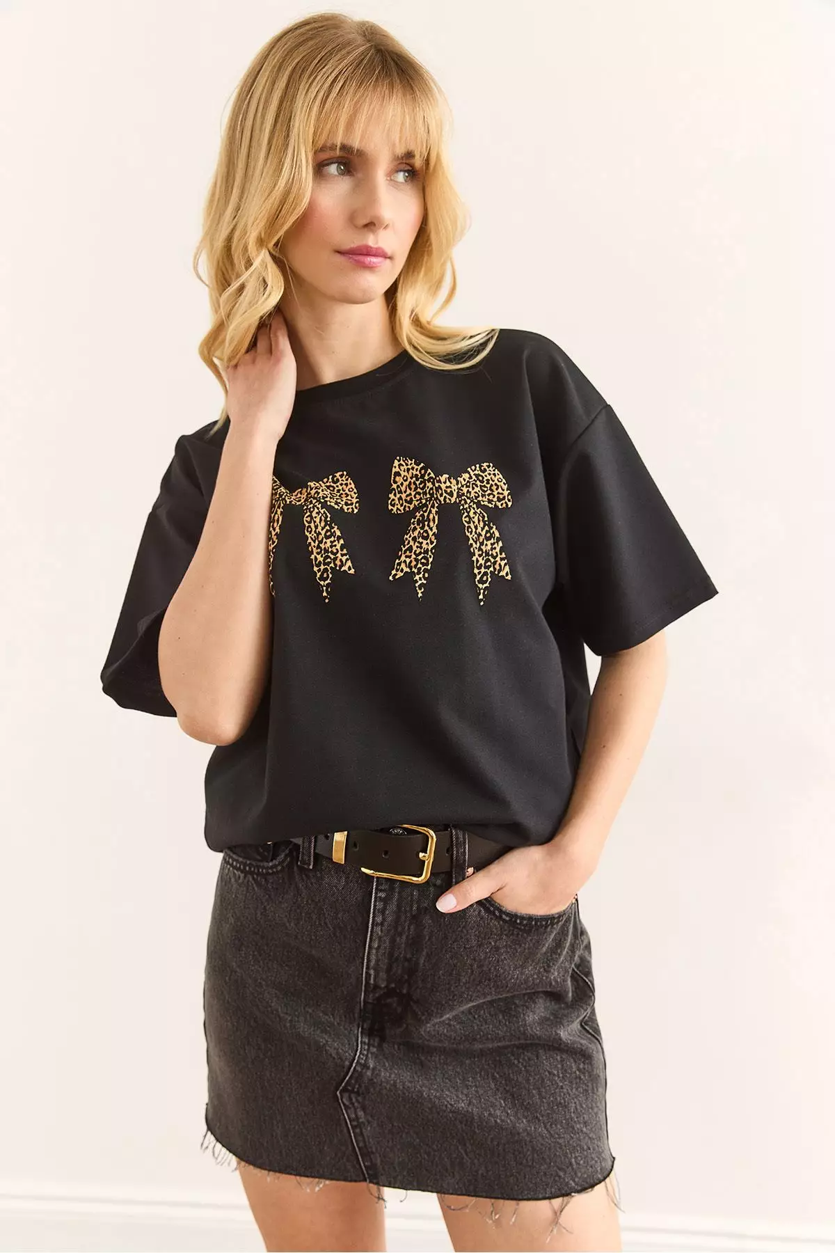 Leopard Bow Detailed Boyfriend 2 Thread T-Shirt