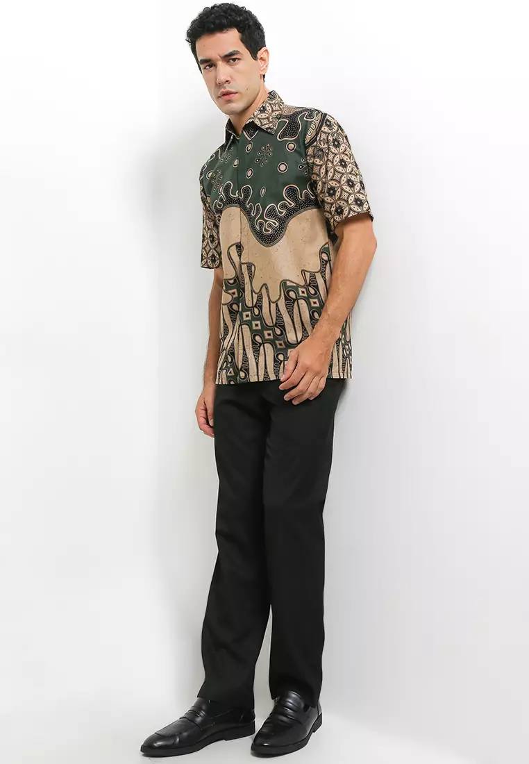 Banyuaji Kemeja Batik Exclusive Premium Pria Casual Modern Lengan Pendek