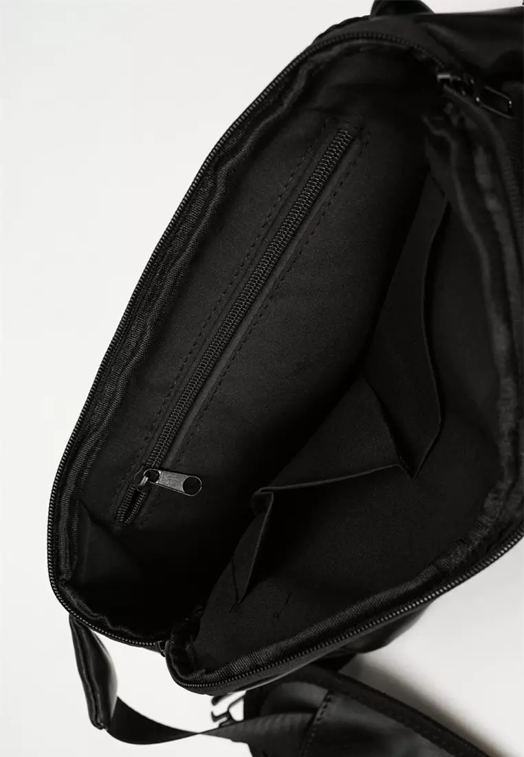 Large Capacity Light Weight Flap Buckle Sling Bag Crossbody Messenger Bag