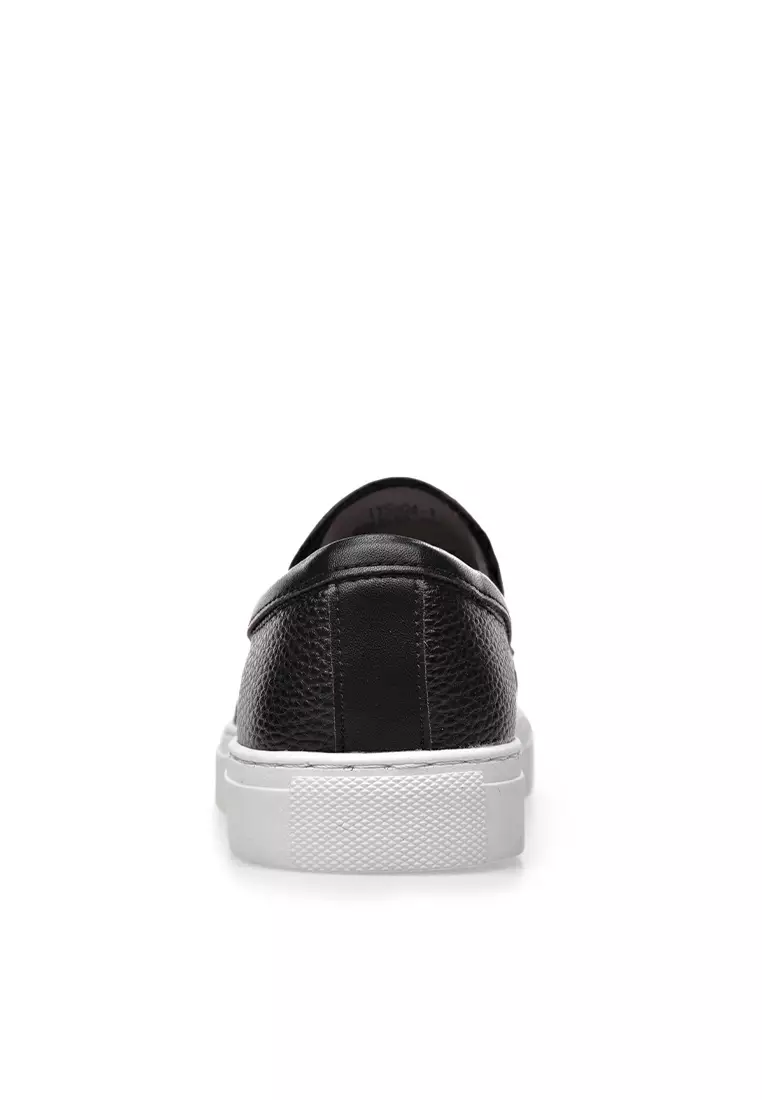 Leather Slip-Ons YQ115804