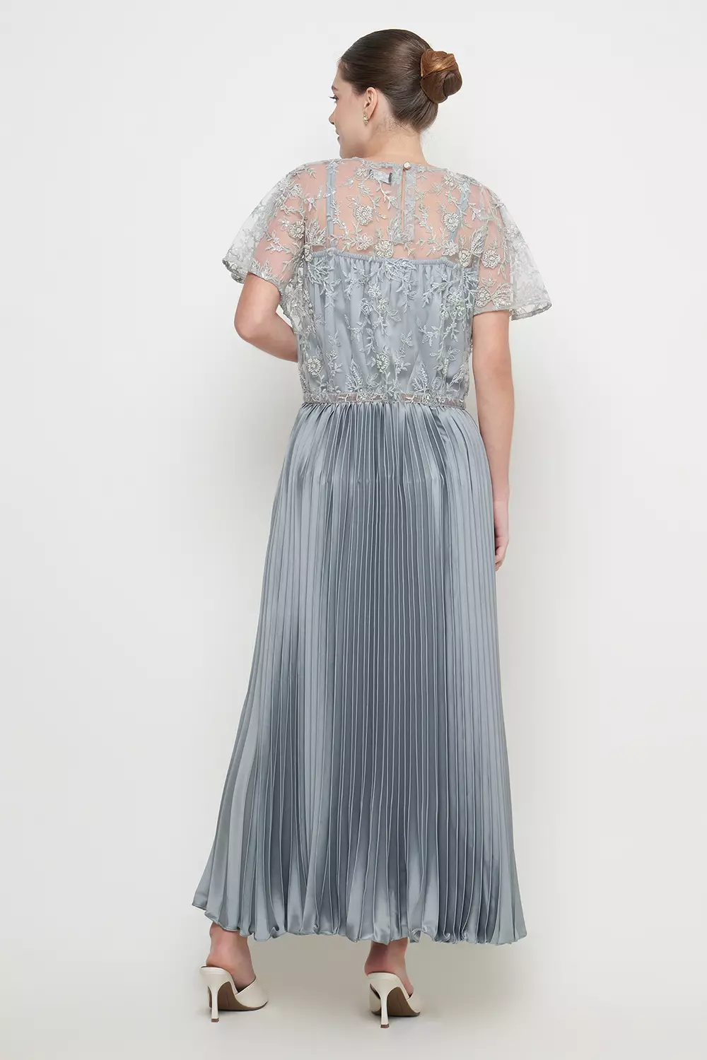 Vera Dress in Greyish Green