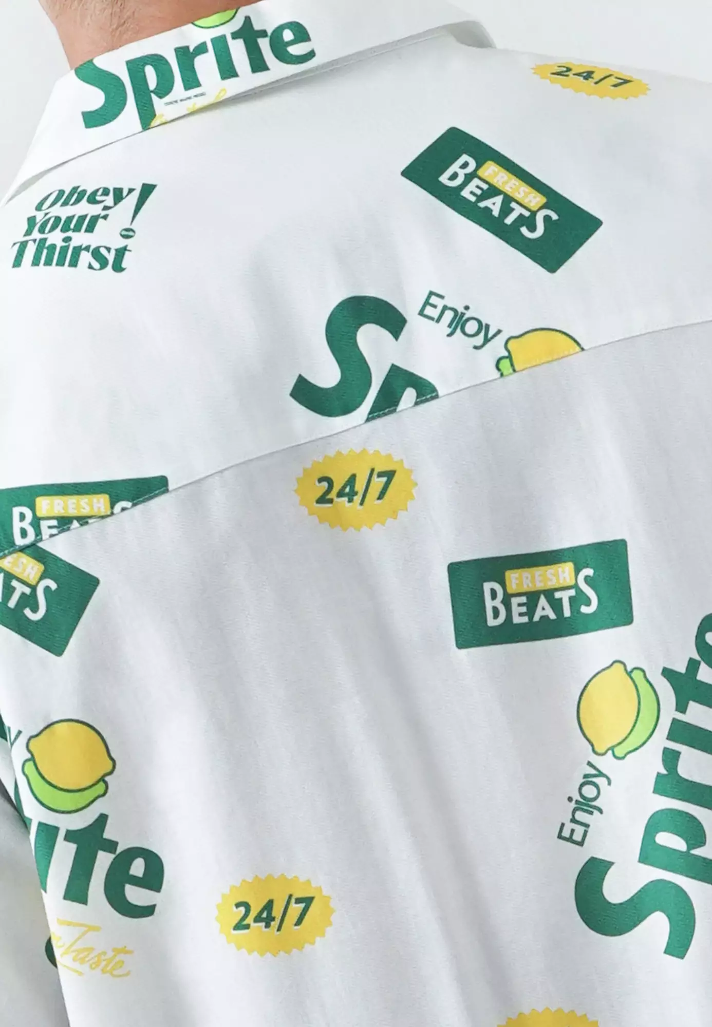 CELCIUS Sprite Kemeja Lengan Pendek L03000476C Putih