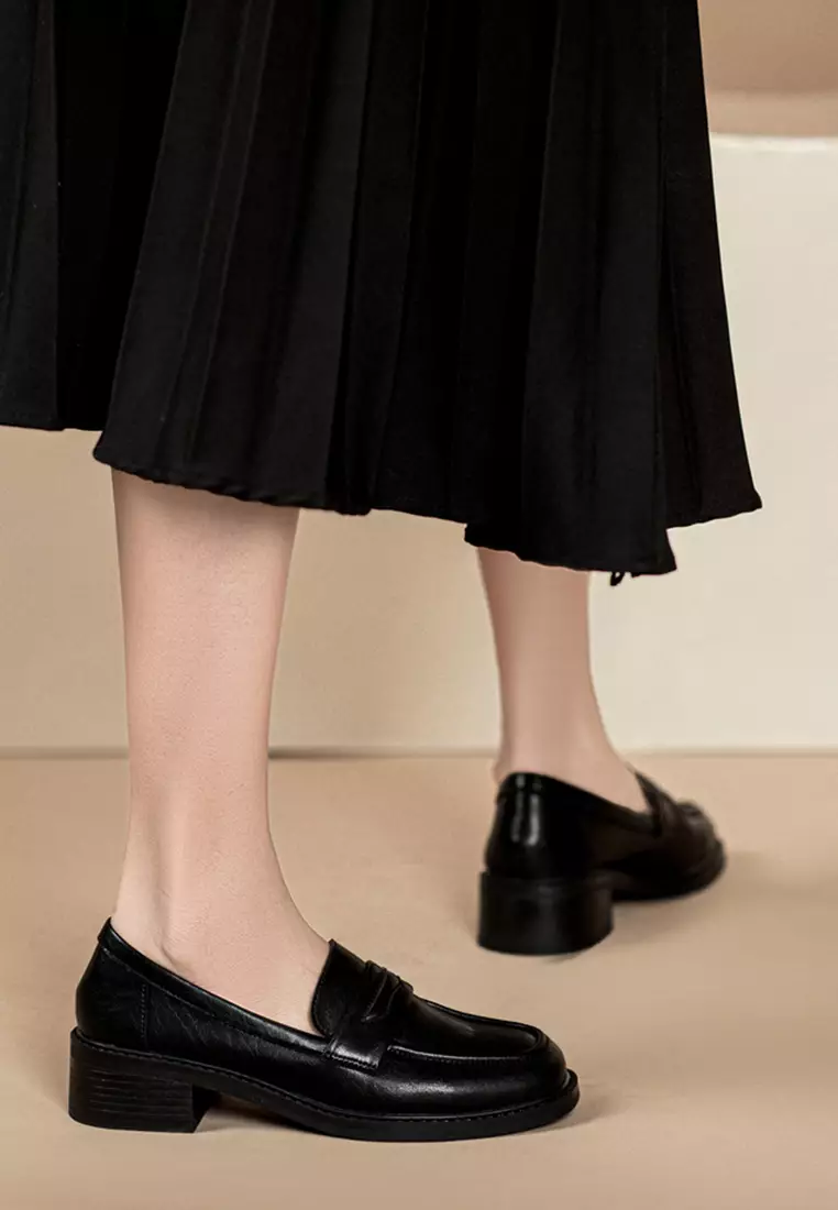 Round Toe Classic Leather Loafer TE912-2