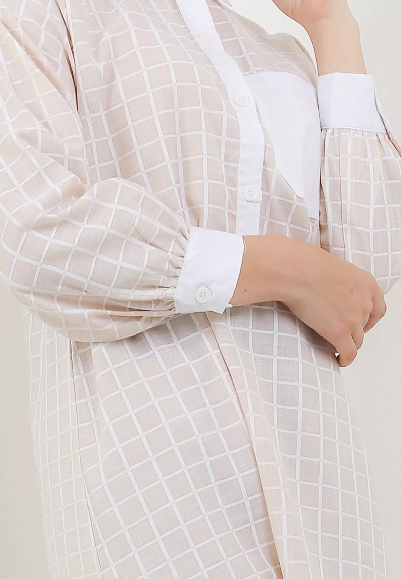 MFMW Safitri Tunik Cream Motif Kotak