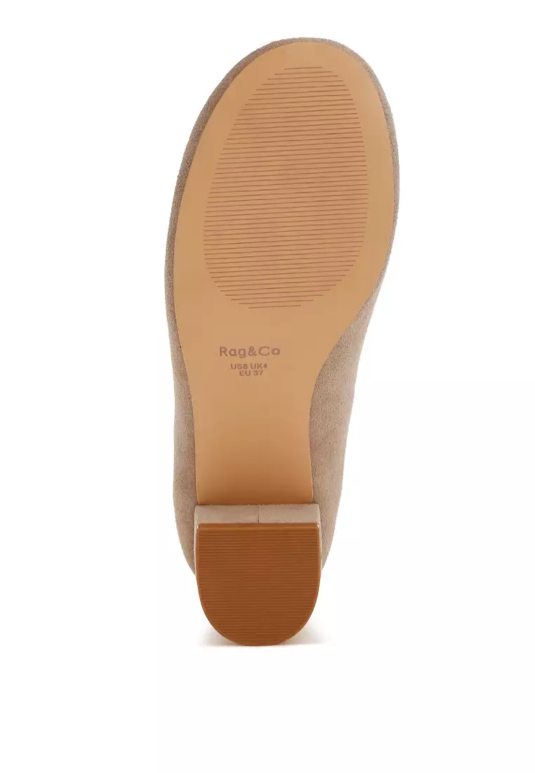 Sepatu Loafer Suede Hak Blok Warna Pasir