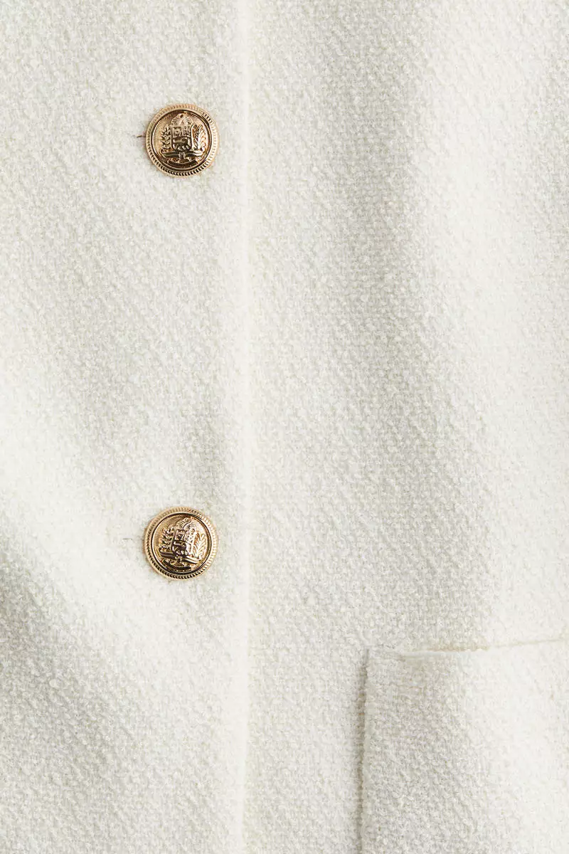 Short-sleeved jacket