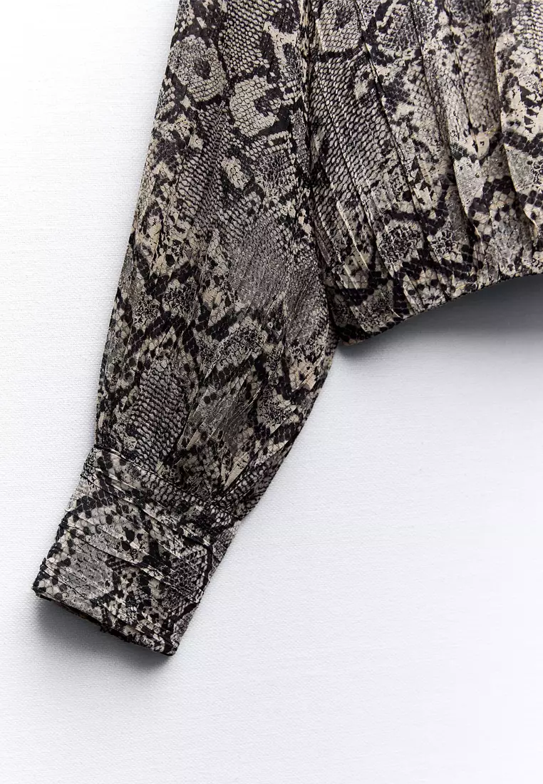 ZARA Animal Print Wrap Top 2025 Buy ZARA Online ZALORA Hong Kong