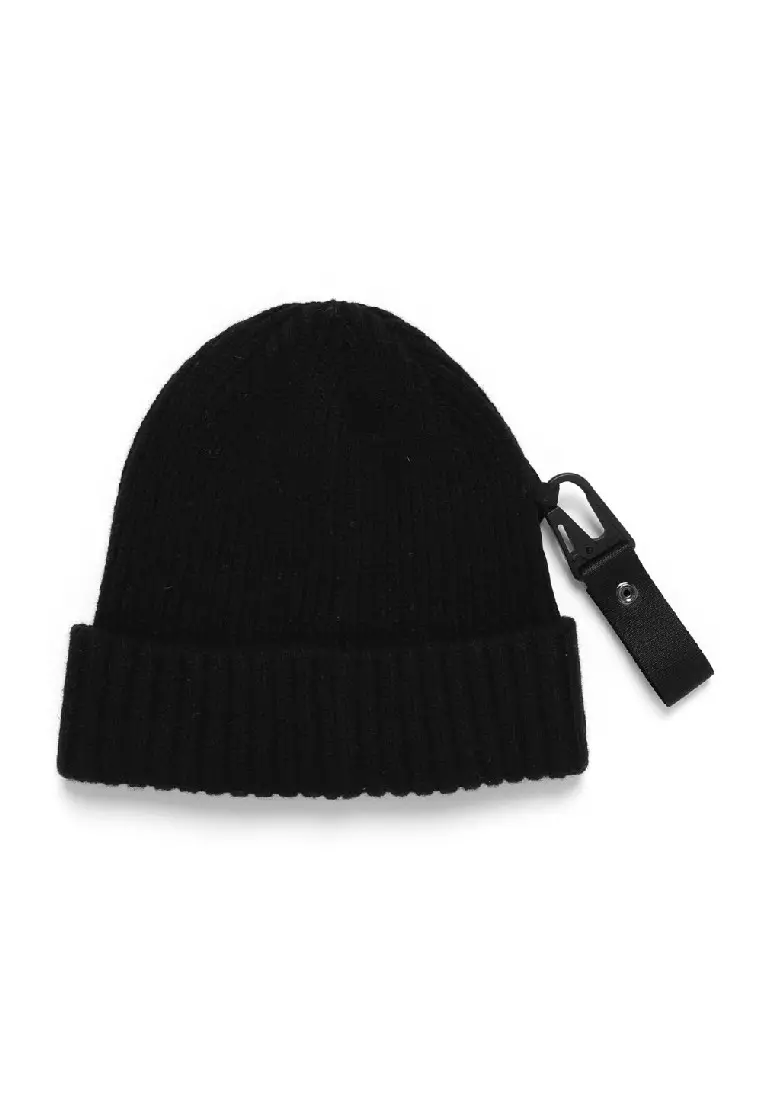 Field Engineered Middle Beanie