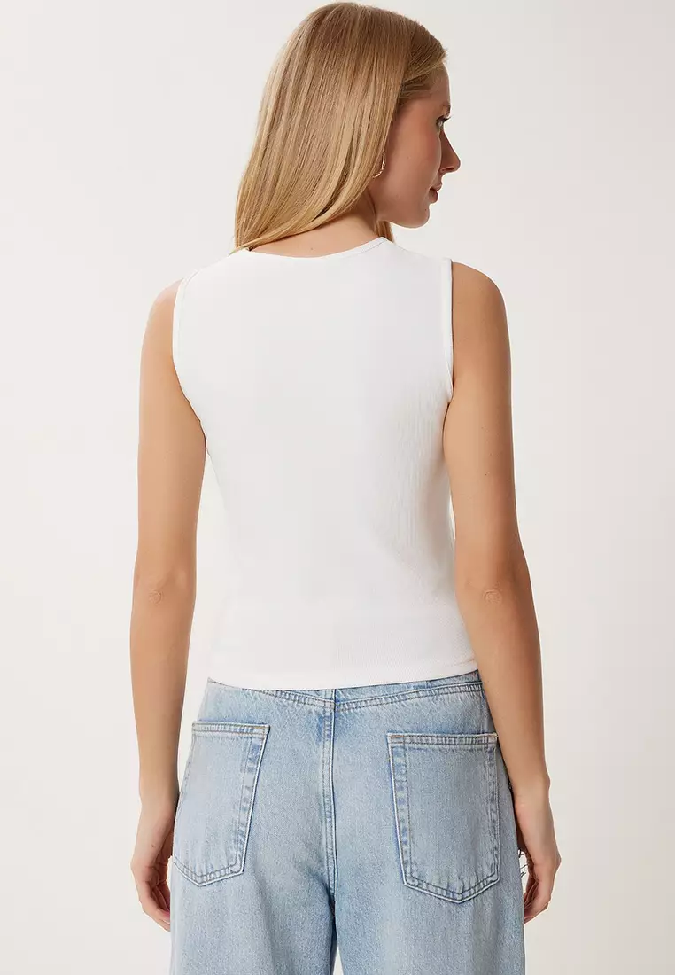 Gold Accessory Ribbed Knitted Blouse