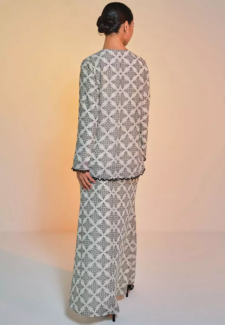Aurora Blouse & Skirt - Cream/Black Damask