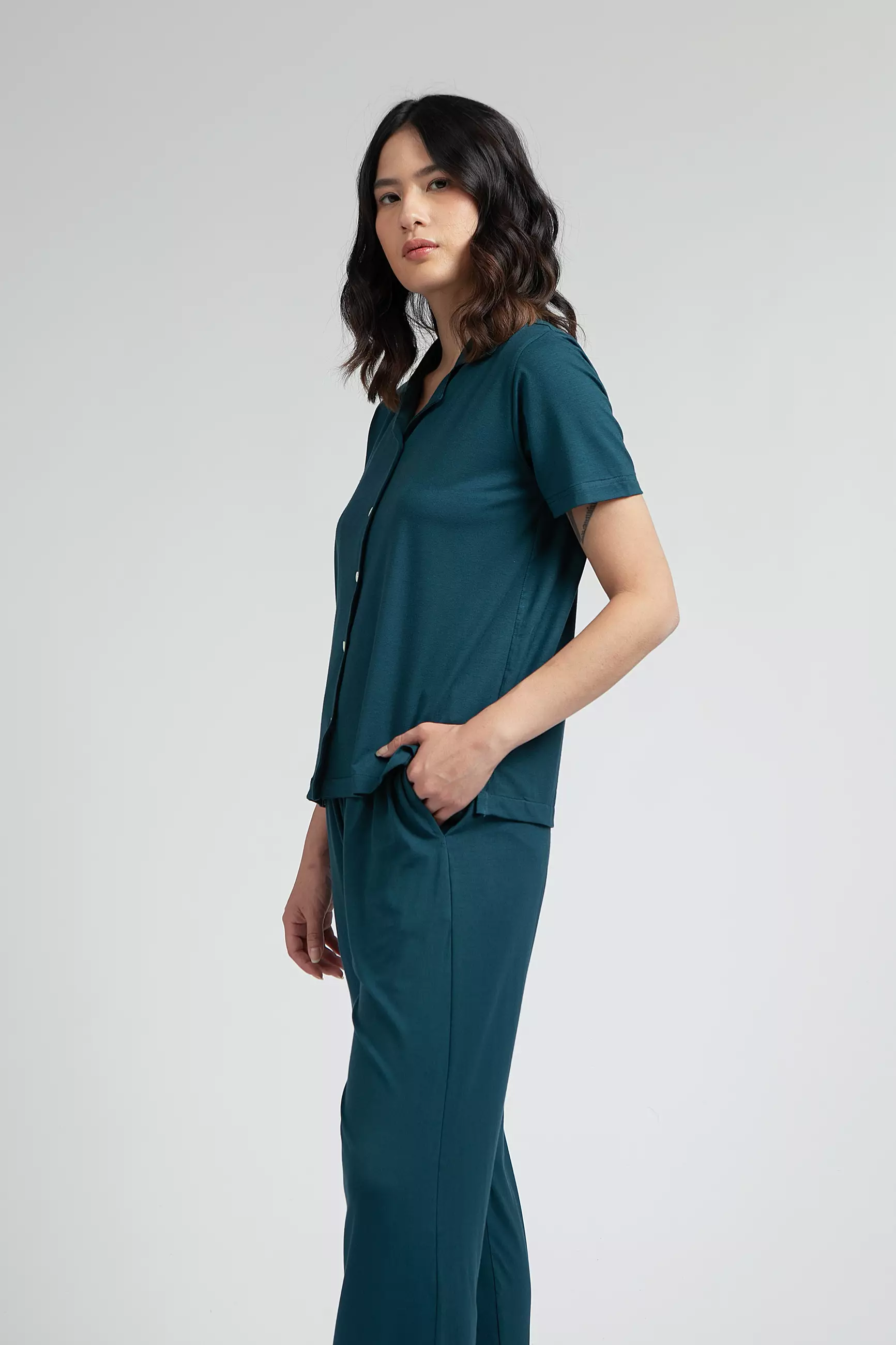 Piyama Set Wanita Lengan Pendek Ecovero | SARE Studio Sleepwear SUBI set in Teal