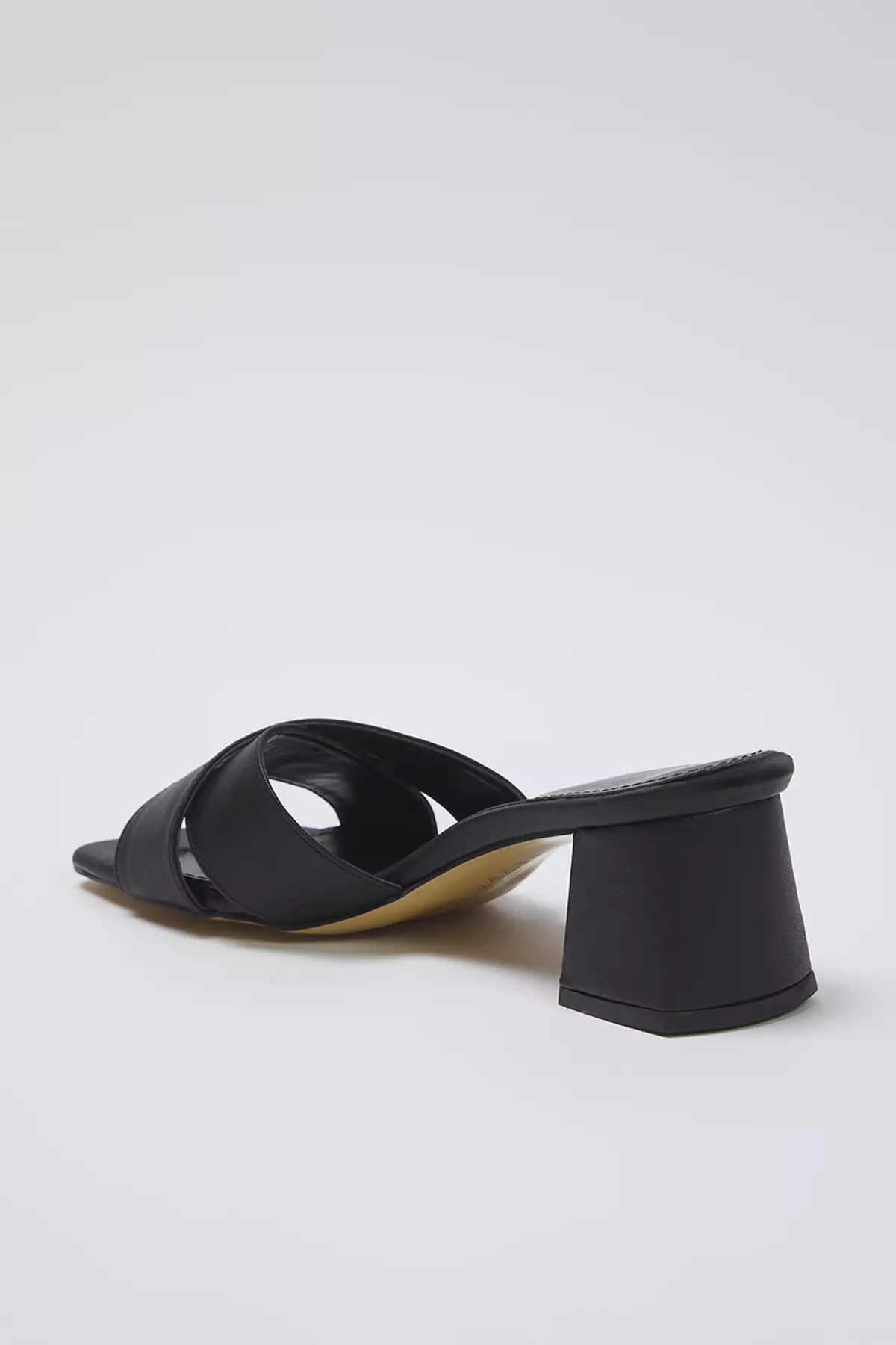 Black Cross Banded Women's Block Heels Slippers Takss25To00101