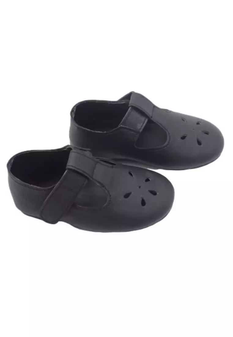 Bazzy Tbars Shoes - Black