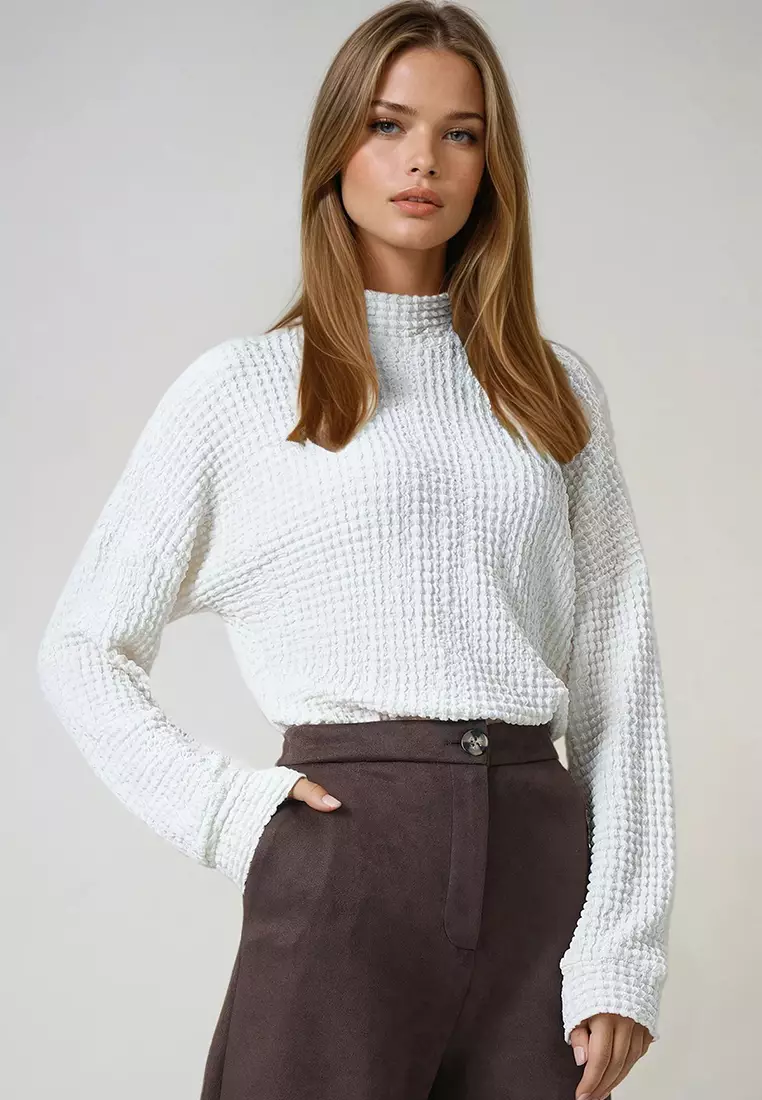 Mock Neck Long Sleeves Top