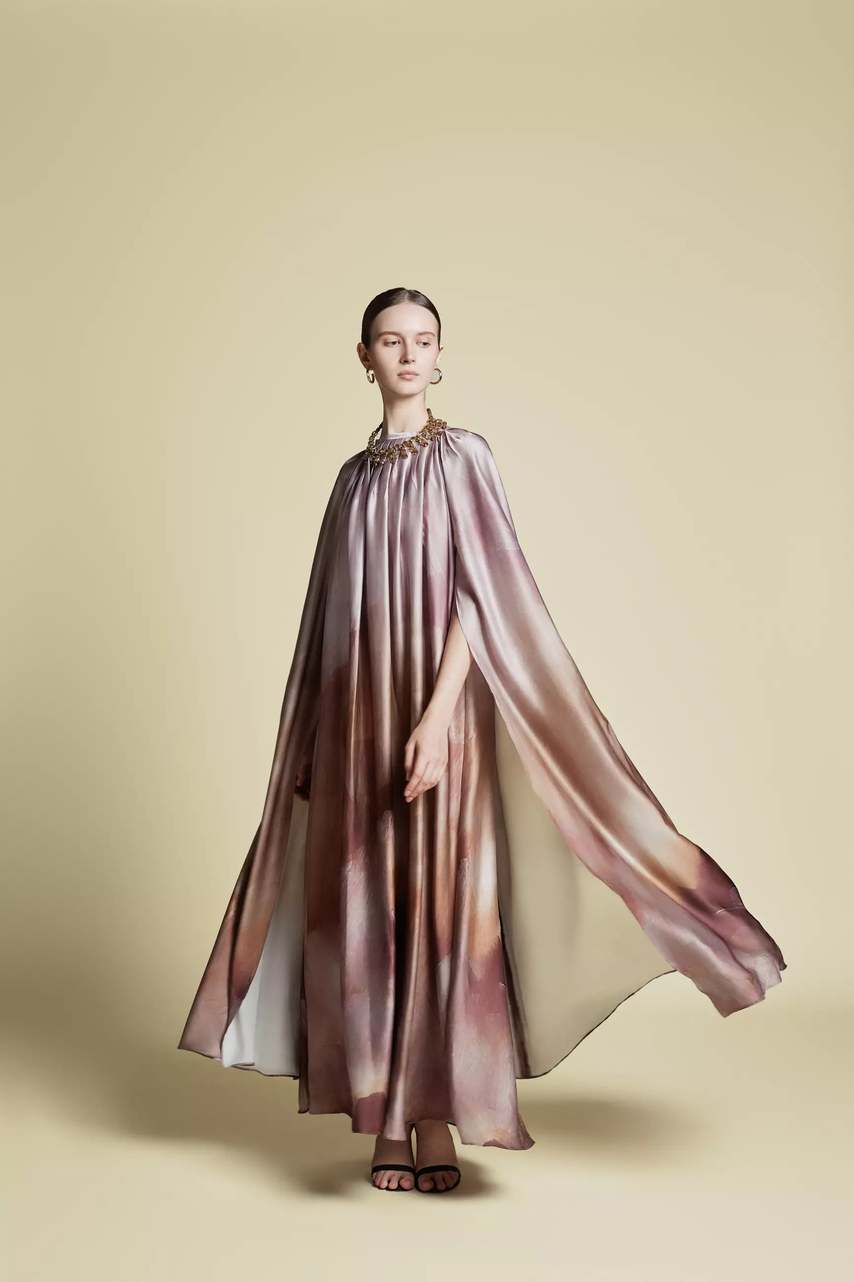 Demure Signature - Cape Kaftan in Italian silk Twill Abstract Brown - Dress