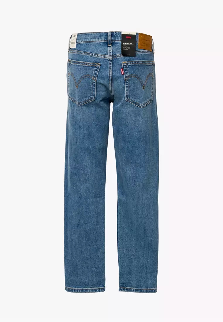 Levi’s® Women's Boyfriend Mid-Rise  Tapered Jeans