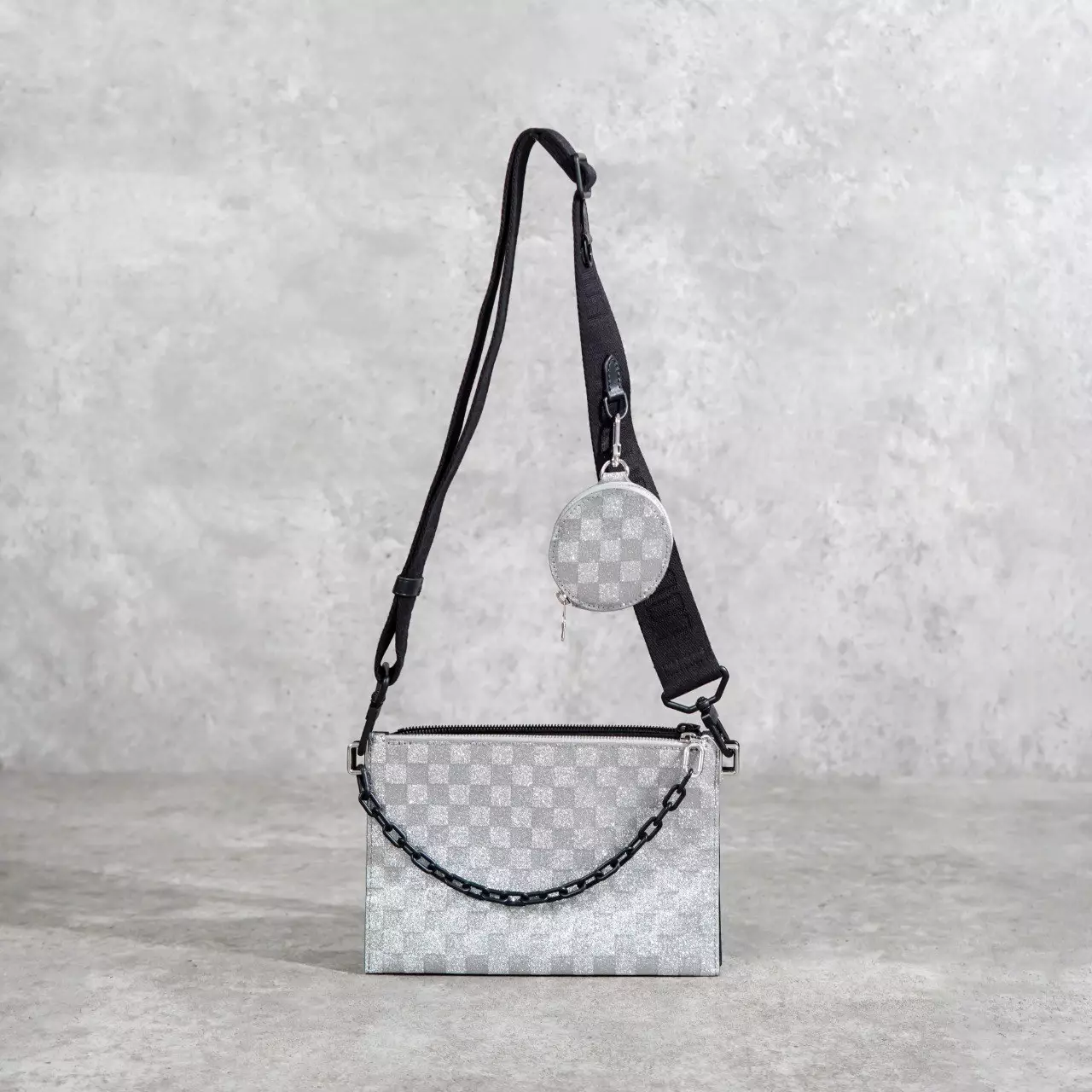 Tas LOUIS VUITTON TRIO POUCH GLITTER SILVER BLACK CHAIN SHOULDER BAG 100% ORIGINAL