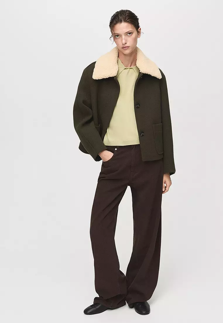 Short-Sleeved Sweater With Scarf