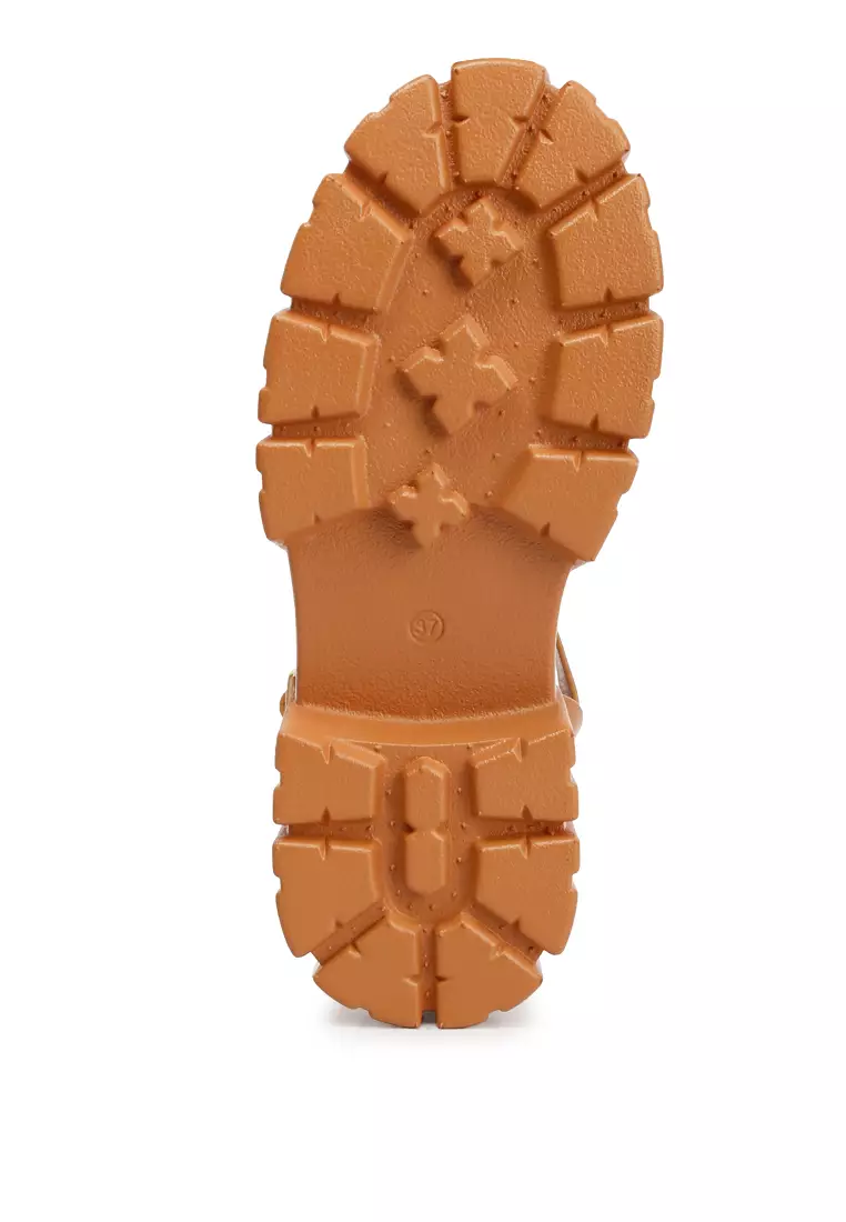 Gladiator Kulit Imitasi Daur Ulang Tan