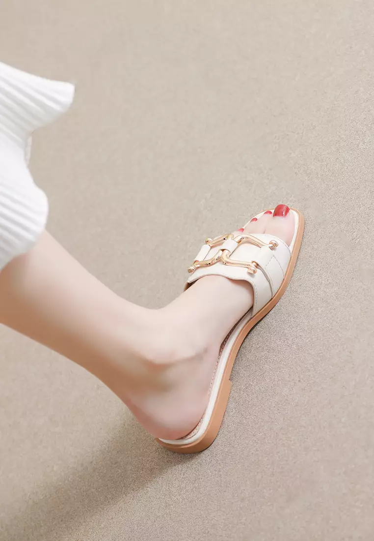フラットシューズ Pericle Horsebit Leather Slippers Gucci Pericle Horsebit Leather Slippers - Runway Catalog
